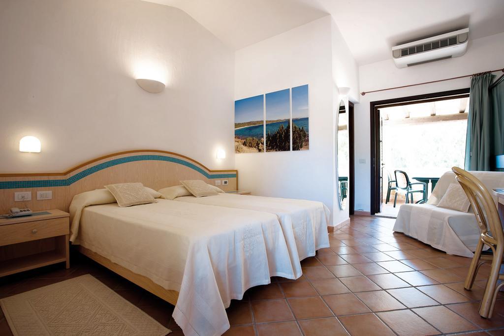 Centro Vacanze Isuledda Cannigione Pokoj fotografie