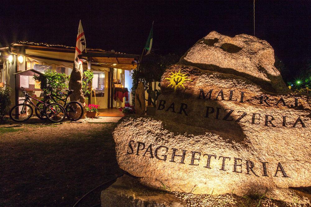 Centro Vacanze Isuledda Cannigione Exteriér fotografie