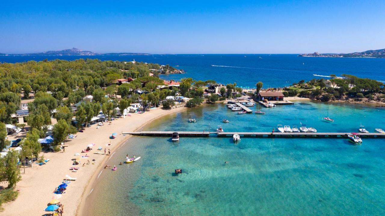 Centro Vacanze Isuledda Cannigione Exteriér fotografie